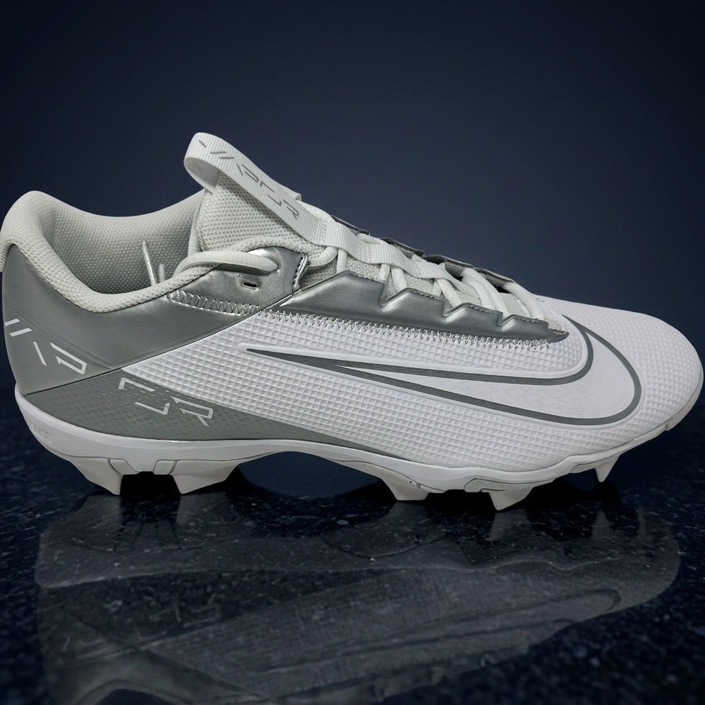 Nike Vapor Edge Shark 2 Mens 16 White Silver Football Cleats DH5088-102 NIB